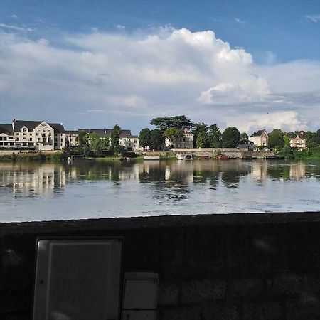 Ferienwohnung The Peaceful Corner In The Heart Of Saumur Exterior foto